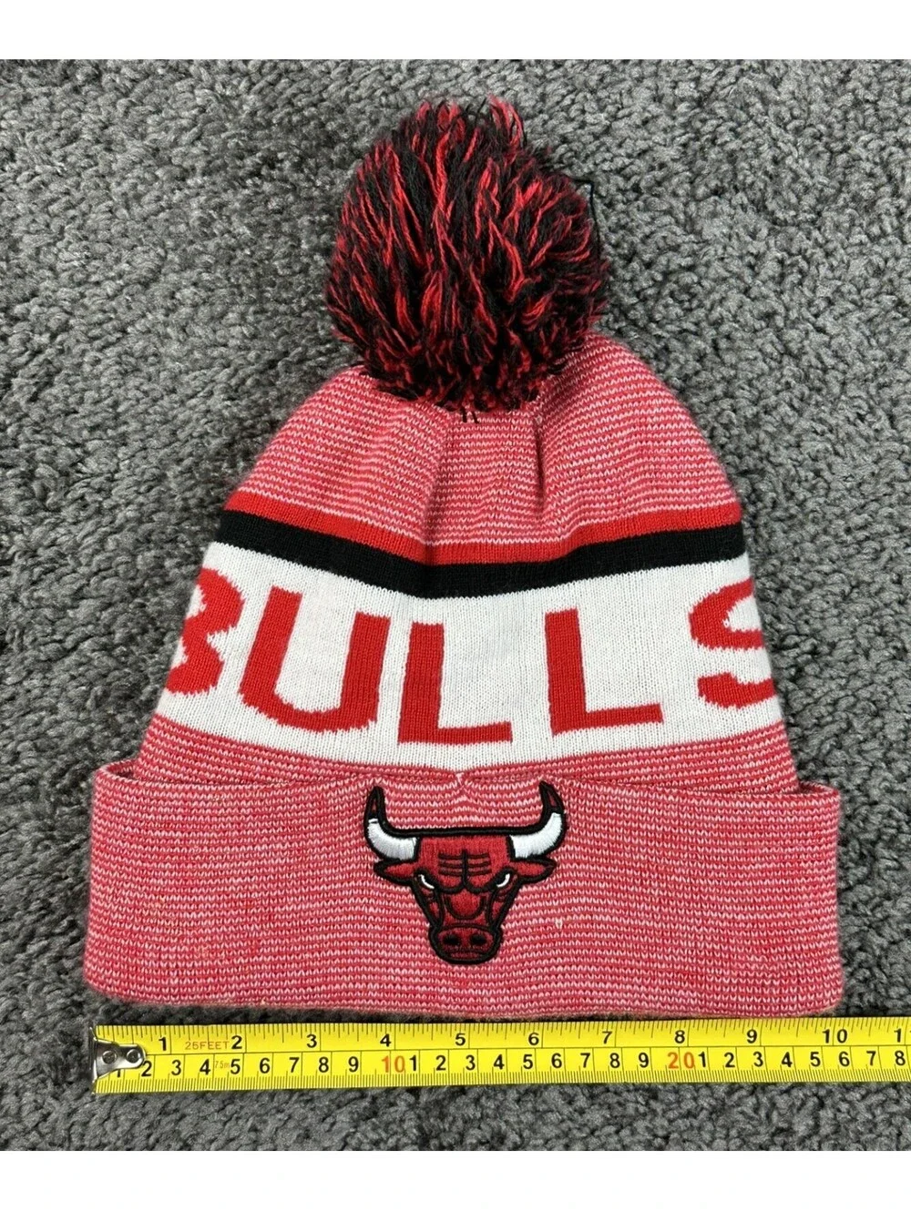 Chicago Bulls NBA Cuffed Knit Beanie Pom Knit Hat Red Ultra Game OSFM One Size